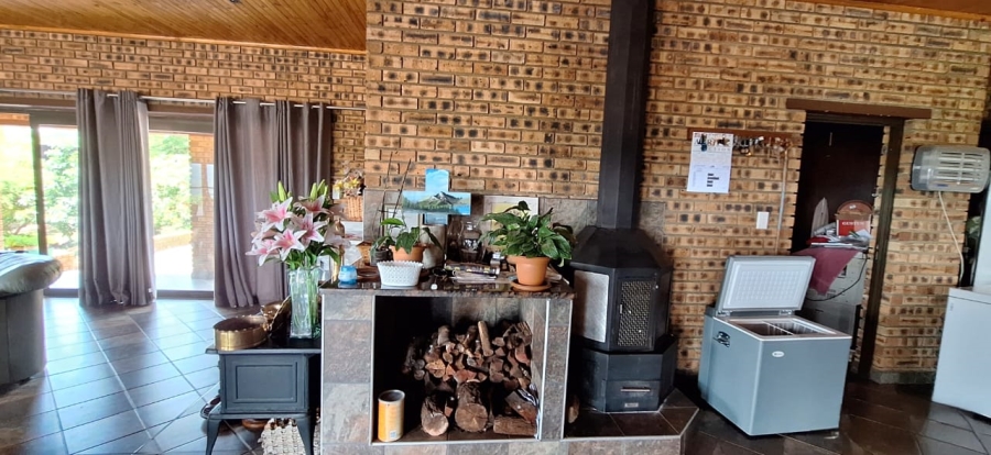 10 Bedroom Property for Sale in Swartruggens North West